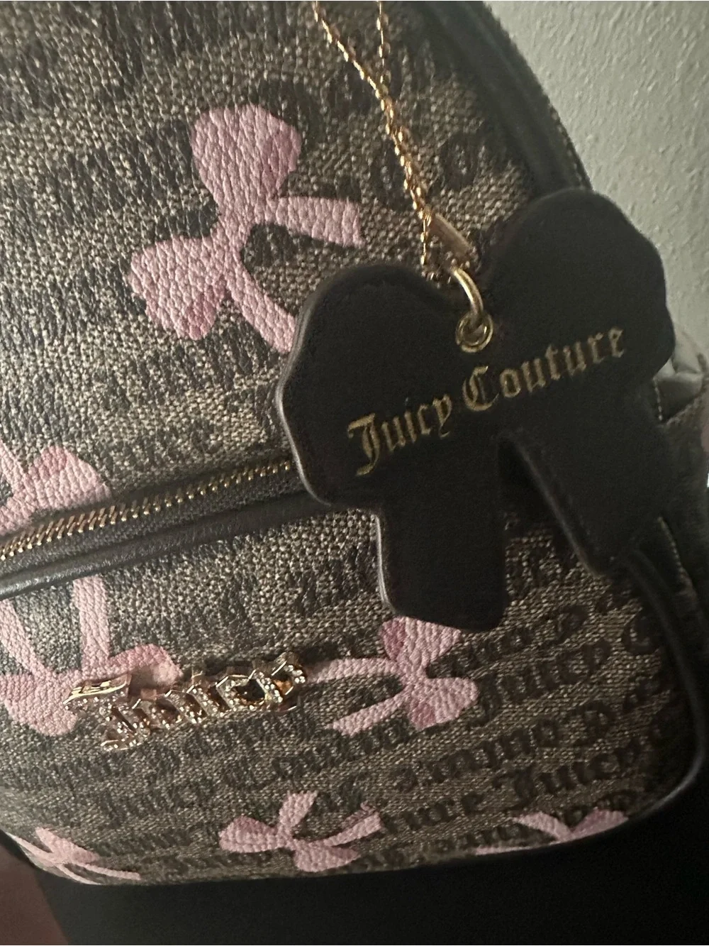Juicy Couture compact juicy